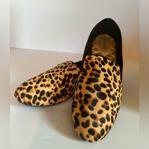 Birdies Starling flat in cheetah calf hair size 9 gorgeous gently used condition